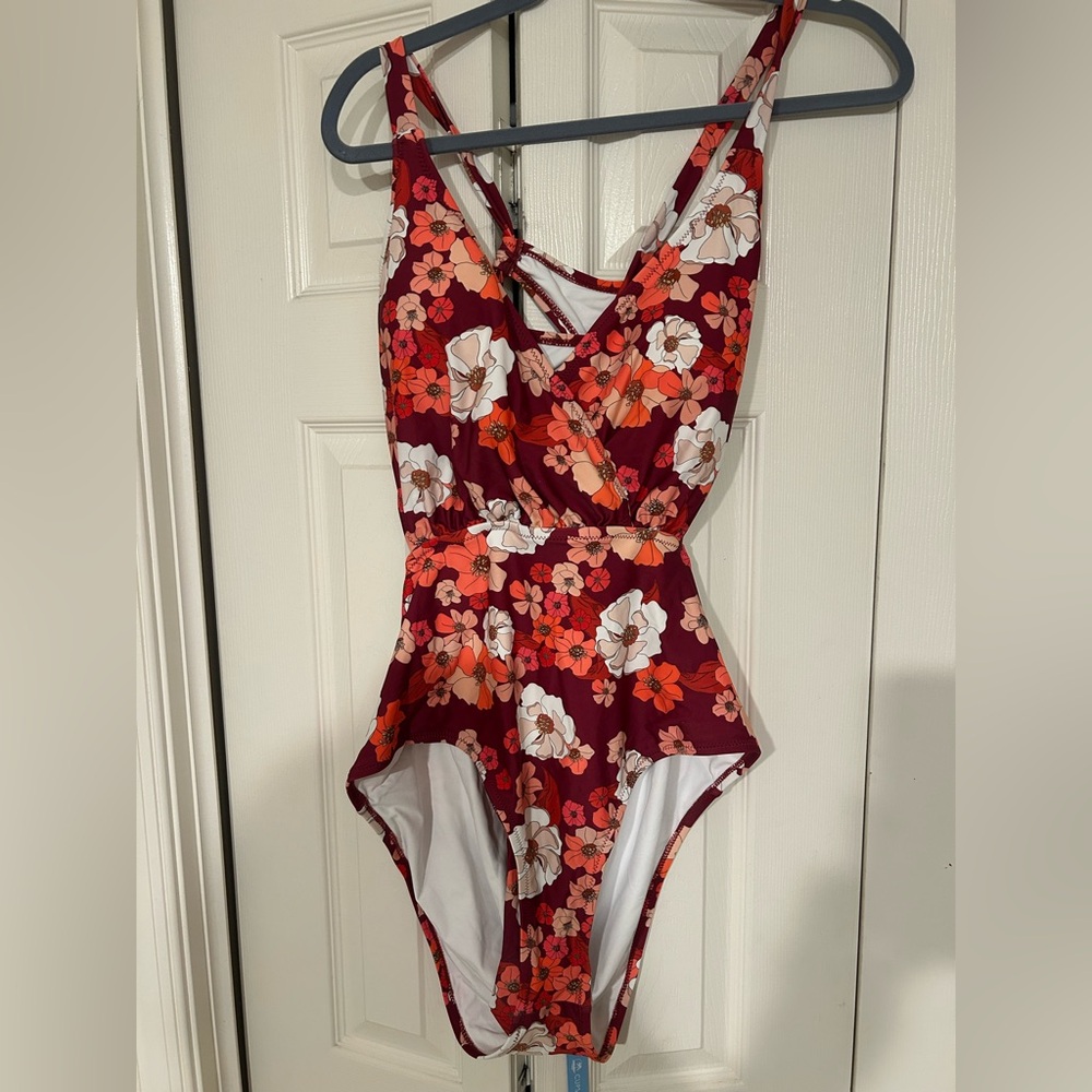 Cupshe Floral Swimsuit in Red and Orange
